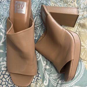 Dolce Vita Women's Nude Mules